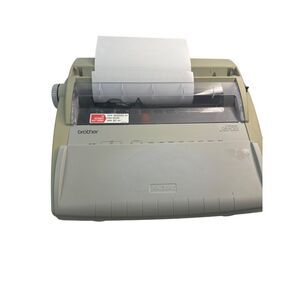 Brother GX-6750 Correctronic Electronic Typewriter‎